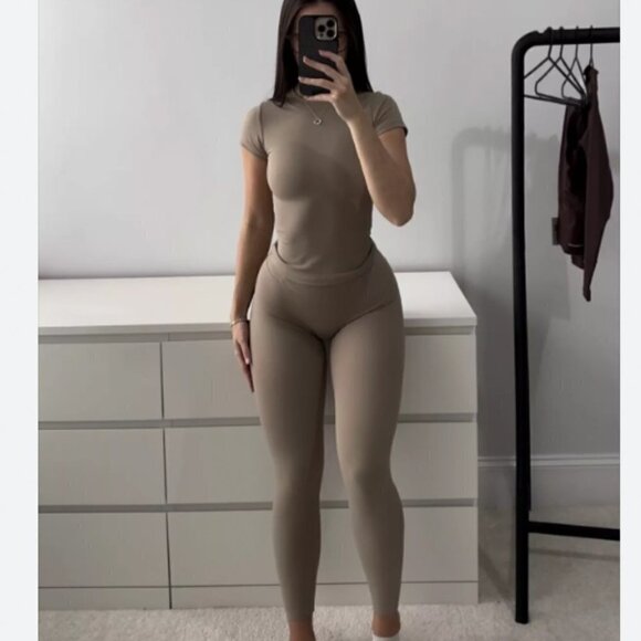 Another Version Second Skin Legging in Mink - Picture 1 of 6